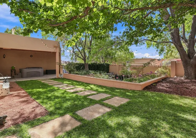 Photo 3 of Sale Pending at 7516 Parkwood Dr Nw, Albuquerque, NM 87120 | MLS# 1109896 | Listing updated on 2026-09-10