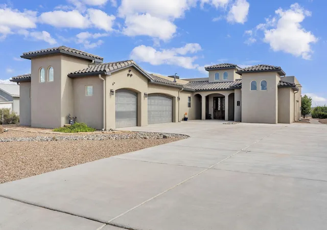 Photo 2 of Single family home for sale at 1704 20th Ave Se, Rio Rancho, NM 87124 | MLS# 1109897 | Listing updated on 2026-09-11