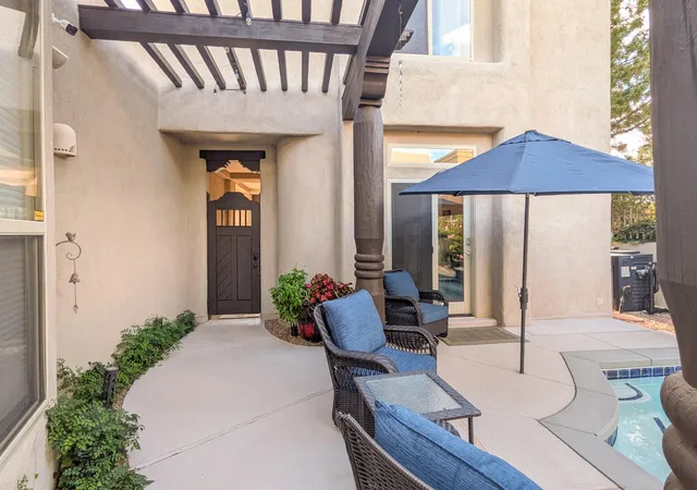 Photo 3 of Single family home for sale at 6212 Buffalo Hills Dr Ne, Albuquerque, NM 87111 | MLS# 1109901 | Listing updated on 2026-09-09