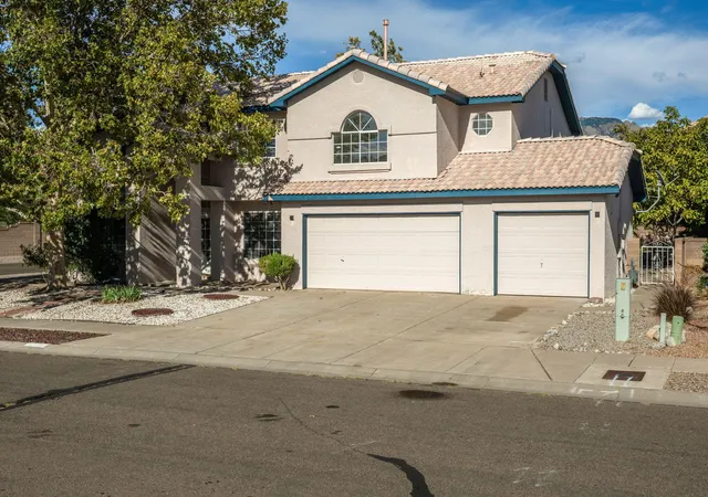 Photo 3 of Sale Pending at 8332 Wilson Hurley Ct Ne, Albuquerque, NM 87122 | MLS# 1109878 | Listing updated on 2026-09-10