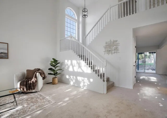 Photo 4 of Sale Pending at 8332 Wilson Hurley Ct Ne, Albuquerque, NM 87122 | MLS# 1109878 | Listing updated on 2026-09-10