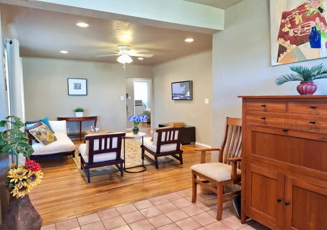 Photo 3 of Single family home for sale at 2829 Sierra Dr Ne, Albuquerque, NM 87110 | MLS# 1109836 | Listing updated on 2026-09-11