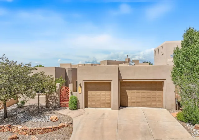 Photo 3 of Sale Pending at 7419 Blue Moon Ln Ne, Albuquerque, NM 87113 | MLS# 1109921 | Listing updated on 2026-09-15
