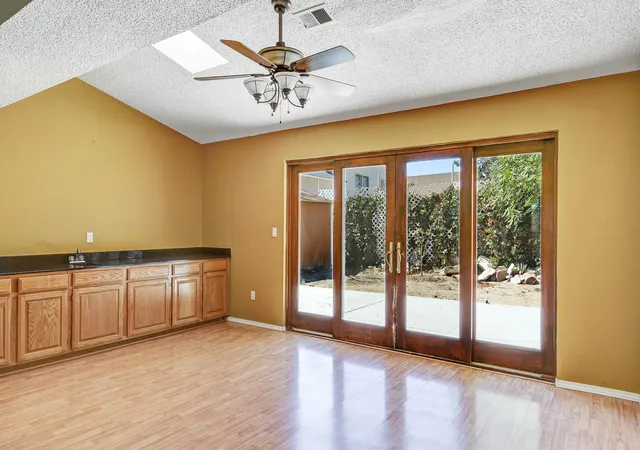 Photo 4 of Sale Pending at 5305 Tamariz Dr Nw, Albuquerque, NM 87120 | MLS# 1109933 | Listing updated on 2026-08-31