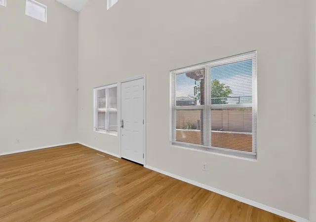 Photo 4 of Sale Pending at 2308 Corte De Apio Nw, Albuquerque, NM 87104 | MLS# 1109941 | Listing updated on 2026-09-02
