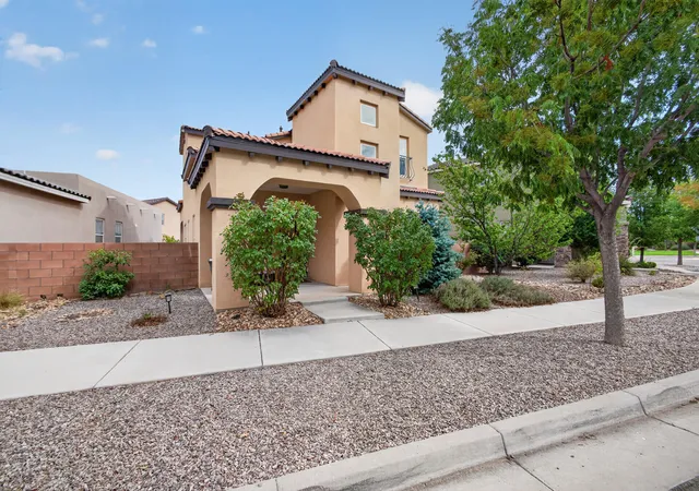 Photo 2 of Sale Pending at 5612 Arbus Dr Se, Albuquerque, NM 87106 | MLS# 1109945 | Listing updated on 2026-09-20