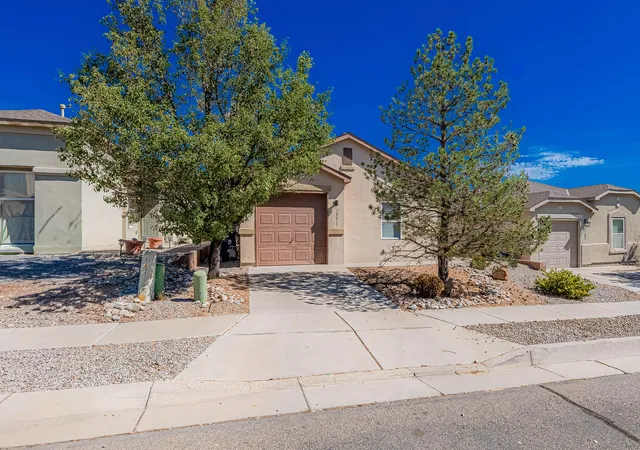 Photo 1 of Single family home for sale at 10615 Covert Ln Sw, Albuquerque, NM 87121 | MLS# 1109950 | Listing updated on 2026-09-29
