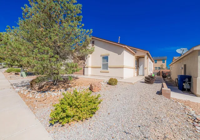 Photo 2 of Single family home for sale at 10615 Covert Ln Sw, Albuquerque, NM 87121 | MLS# 1109950 | Listing updated on 2026-09-29