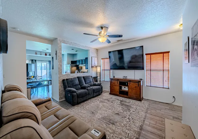Photo 3 of Single family home for sale at 10615 Covert Ln Sw, Albuquerque, NM 87121 | MLS# 1109950 | Listing updated on 2026-09-29