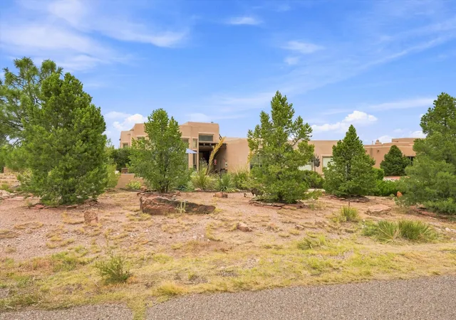 Sale Pending at 27 Dusty Trail Dr, Placitas, NM 87043 | MLS# 1109964 | Listing updated on 2026-09-11