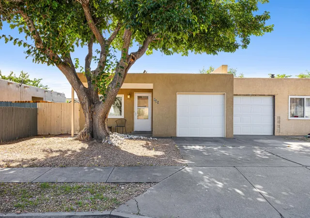 Photo 1 of Sale Pending at 541 Nathan St Se, Albuquerque, NM 87123 | MLS# 1109970 | Listing updated on 2026-09-01