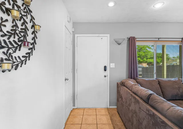 Photo 3 of Sale Pending at 541 Nathan St Se, Albuquerque, NM 87123 | MLS# 1109970 | Listing updated on 2026-09-01