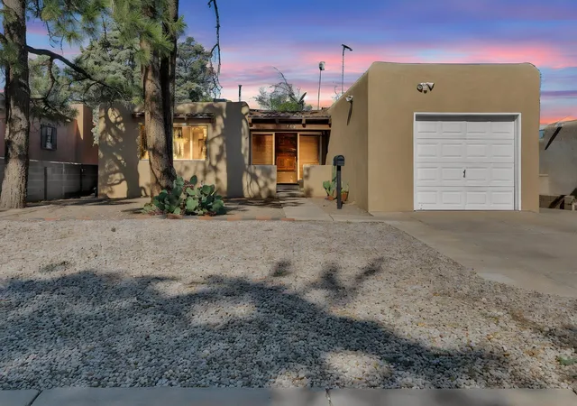 Photo 2 of Sale Pending at 705 Dallas St Ne, Albuquerque, NM 87108 | MLS# 1109899 | Listing updated on 2026-08-30