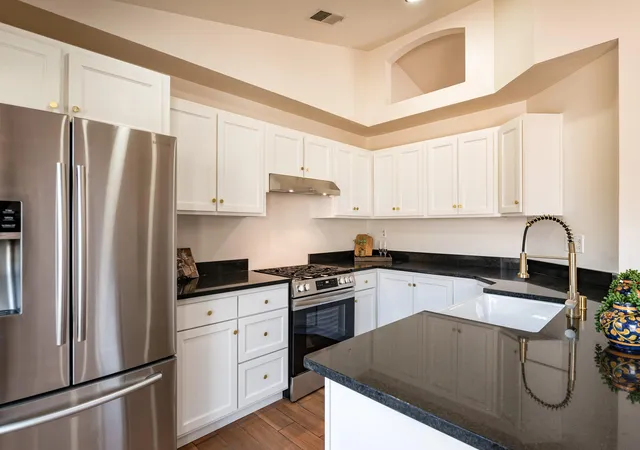Photo 3 of Sale Pending at 9501 Sunspot Rd Sw, Albuquerque, NM 87121 | MLS# 1109930 | Listing updated on 2026-09-10