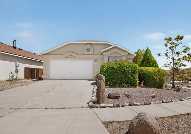 Photo 2 of Single family home for sale at 832 Shire St Sw, Albuquerque, NM 87121 | MLS# 1109976 | Listing updated on 2026-09-10