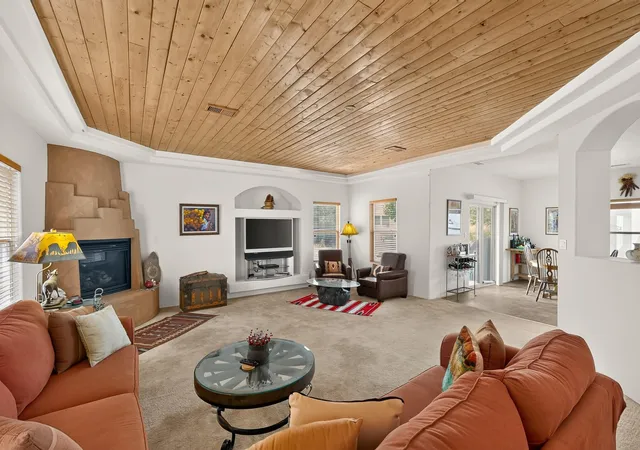 Photo 3 of Single family home for sale at 9535 Akutan Ct Nw, Albuquerque, NM 87120 | MLS# 1109991 | Listing updated on 2026-09-02