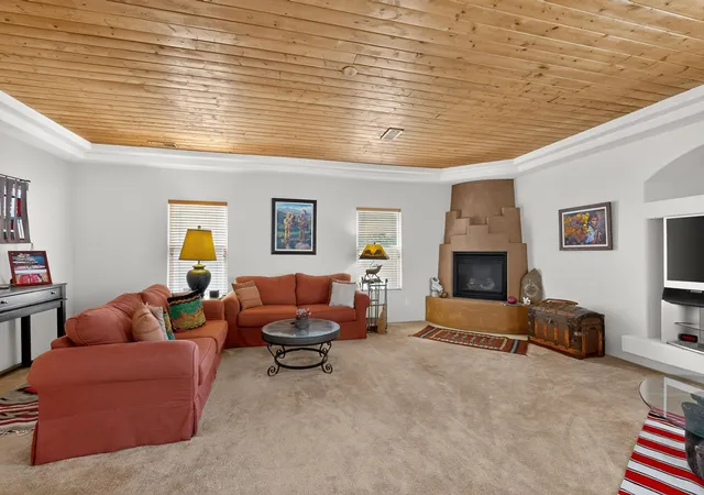 Photo 4 of Single family home for sale at 9535 Akutan Ct Nw, Albuquerque, NM 87120 | MLS# 1109991 | Listing updated on 2026-09-02