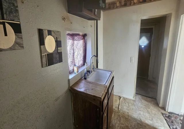 Photo 3 of Single family home for sale at 409 Prospect Ave Nw, Albuquerque, NM 87102 | MLS# 1109993 | Listing updated on 2026-09-11