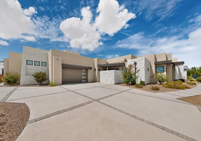Photo 1 of Single family home for sale at 6201 Casa Blanca Dr Nw, Albuquerque, NM 87120 | MLS# 1110003 | Listing updated on 2026-09-03