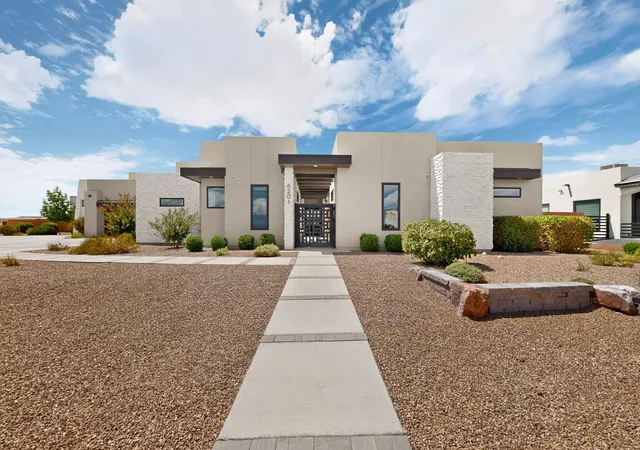 Photo 3 of Single family home for sale at 6201 Casa Blanca Dr Nw, Albuquerque, NM 87120 | MLS# 1110003 | Listing updated on 2026-09-03
