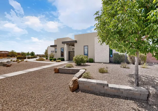 Photo 4 of Single family home for sale at 6201 Casa Blanca Dr Nw, Albuquerque, NM 87120 | MLS# 1110003 | Listing updated on 2026-09-03
