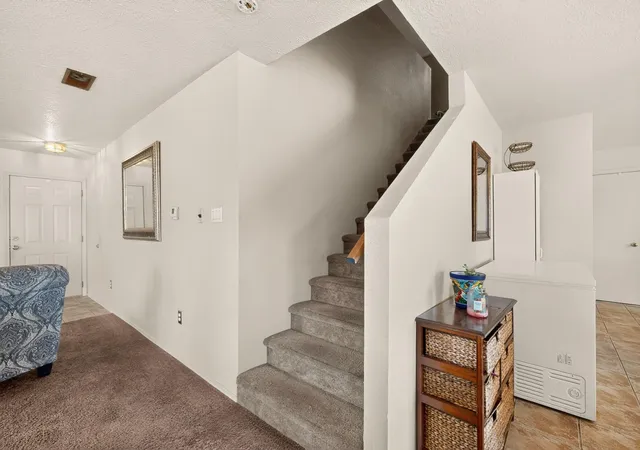 Photo 4 of Single family home for sale at 119 Colinas Ave Ne, Albuquerque, NM 87113 | MLS# 1110004 | Listing updated on 2026-09-24