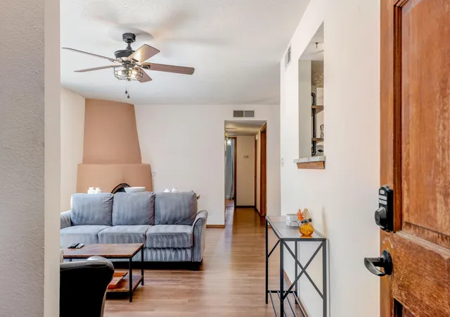 Photo 1 of Sale Pending at 515 Pennsylvania St Ne, Albuquerque, NM 87108 | MLS# 1110013 | Listing updated on 2026-09-08