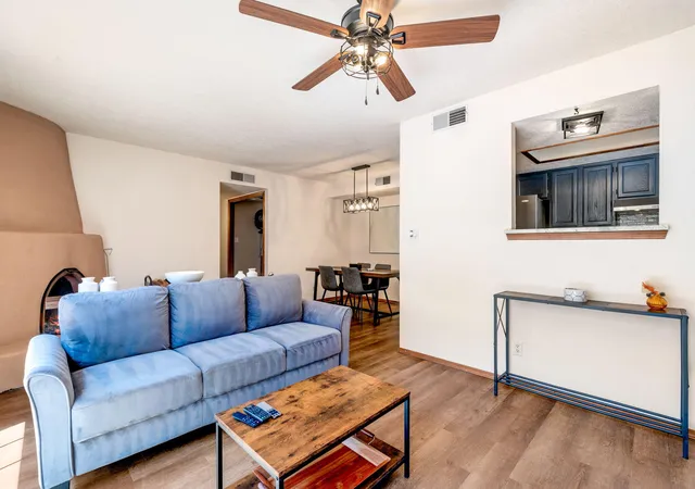 Photo 3 of Sale Pending at 515 Pennsylvania St Ne, Albuquerque, NM 87108 | MLS# 1110013 | Listing updated on 2026-09-08