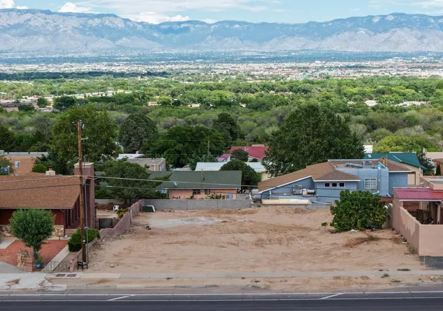 Photo 1 of Sale Pending at 1412 Atrisco Dr Nw, Albuquerque, NM 87105 | MLS# 1110023 | Listing updated on 2026-09-04