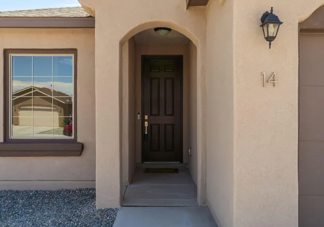 Photo 3 of Sale Pending at 14 Avenida Merida, Los Lunas, NM 87031 | MLS# 1110031 | Listing updated on 2026-09-14