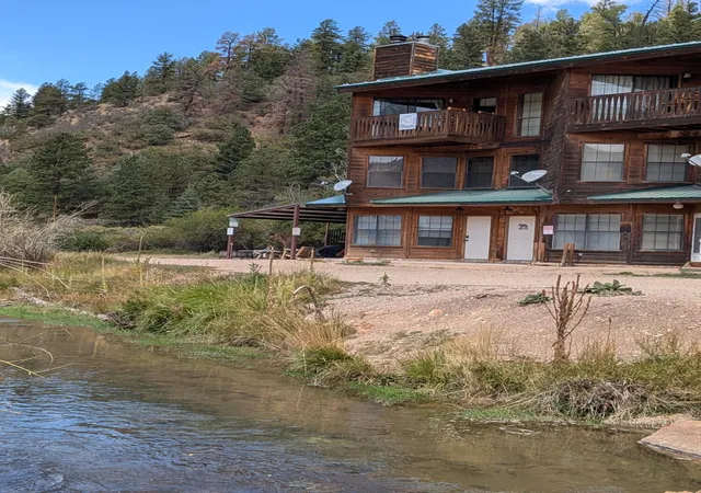 Photo 3 of Townhouse for sale at 101 Oro Fino Trl #7, Red River, NM 87558 | MLS# 1110075 | Listing updated on 2026-08-30