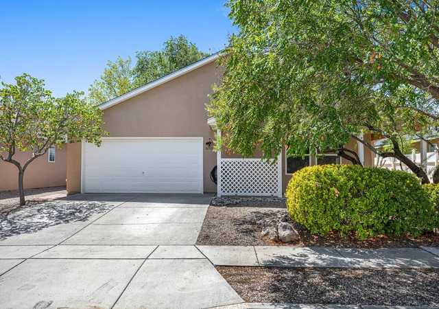 Photo 2 of Sale Pending at 5752 Pinon Flats Rd Nw, Albuquerque, NM 87114 | MLS# 1110092 | Listing updated on 2026-09-13