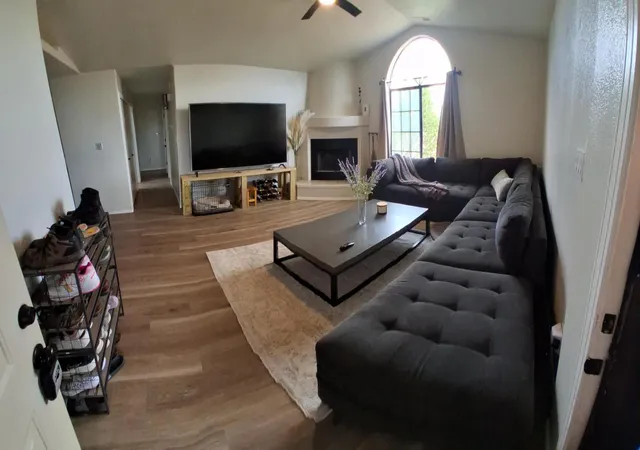 Photo 2 of Sale Pending at 16 Salida Del Sol Trl, Edgewood, NM 87015 | MLS# 1110096 | Listing updated on 2026-09-13