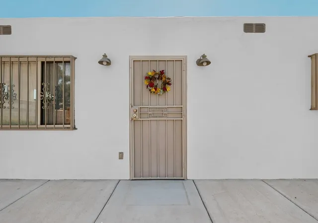 Photo 4 of Sale Pending at 2900 Foraker Pl Nw, Albuquerque, NM 87107 | MLS# 1110105 | Listing updated on 2026-09-10