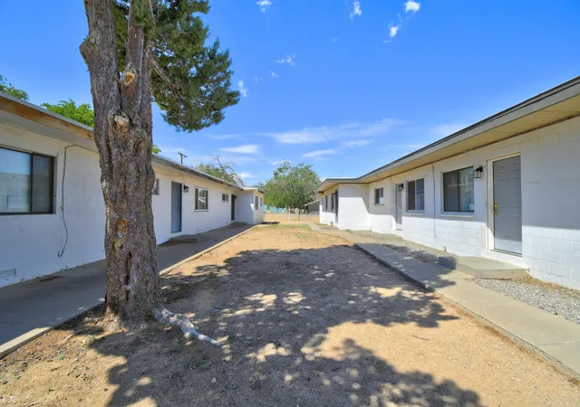 Photo 3 of Multi family home for sale at 501-505 Mesilla St Se, Albuquerque, NM 87108 | MLS# 1110109 | Listing updated on 2026-08-31