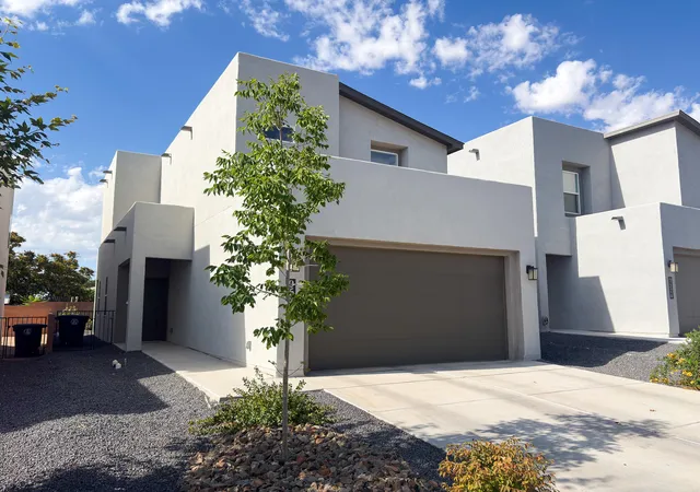 Photo 3 of Single family home for sale at 9520 Sage Ranch Ct Sw, Albuquerque, NM 87121 | MLS# 1110120 | Listing updated on 2026-10-07