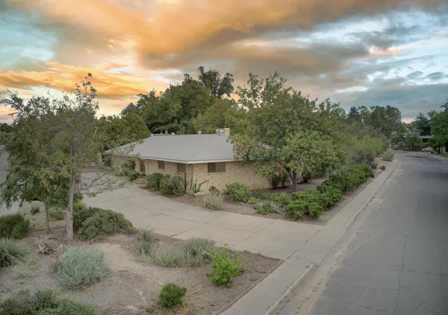 Single family home for sale at 3804 La Hacienda Dr Ne, Albuquerque, NM 87110 | MLS# 1110124