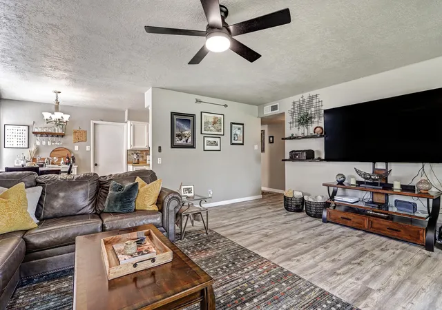 Photo 4 of Single family home for sale at 7353 Yorktown Ave NE, Albuquerque, NM 87109 | MLS# 1110131 | Listing updated on 2026-08-31