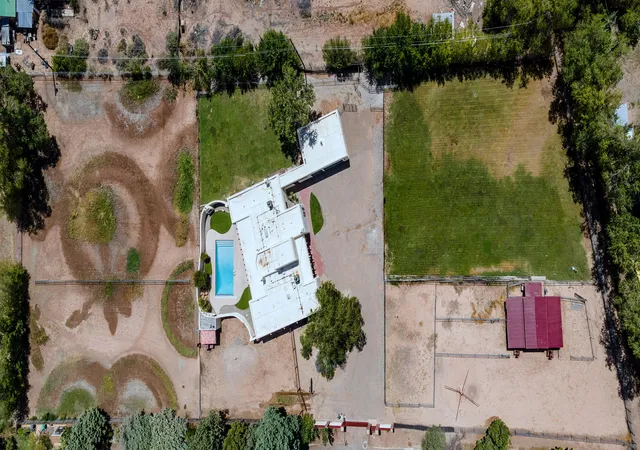 Photo 63 of Single family home for sale at 1718 Avenida Las Campanas Nw, Los Ranchos, NM 87107 | MLS# 1110177 | Listing updated on 2026-09-08