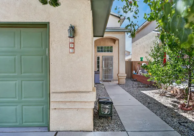 Photo 3 of Sale Pending at 543 Sky Tower St SW, Albuquerque, NM 87121 | MLS# 1110163 | Listing updated on 2026-09-06