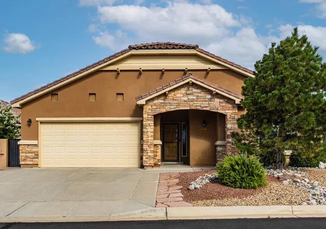 Photo 3 of Single family home for sale at 901 Prairie Zinnia Dr, Bernalillo, NM 87004 | MLS# 1110187 | Listing updated on 2026-09-29
