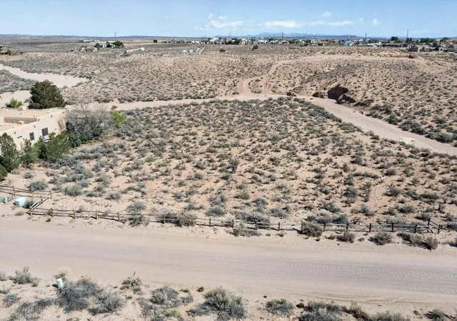 Photo 1 of Sale Pending at 4521 Huron Dr, Rio Rancho, NM 87144 | MLS# 1110193 | Listing updated on 2026-09-03
