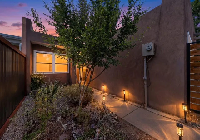 Photo 1 of Sale Pending at 560 Berry Rd Nw, Albuquerque, NM 87107 | MLS# 1110204 | Listing updated on 2026-09-30