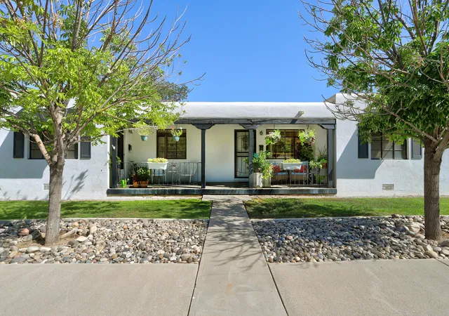 Photo 1 of Multi family home for sale at 401 Aliso Dr Ne, Albuquerque, NM 87108 | MLS# 1110232 | Listing updated on 2026-09-02