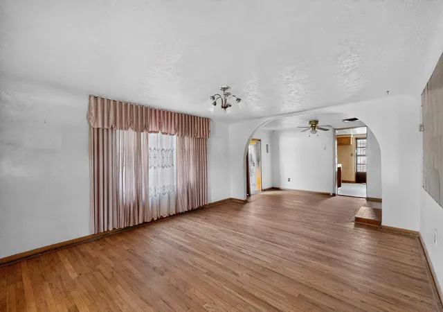 Photo 3 of Sale Pending at 2062 Tapia Blvd Sw, Albuquerque, NM 87105 | MLS# 1110240 | Listing updated on 2026-09-09