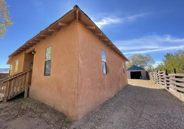 Photo 3 of Single family home for sale at 708 Spruce St, Magdalena, NM 87825 | MLS# 1110244 | Listing updated on 2026-09-12