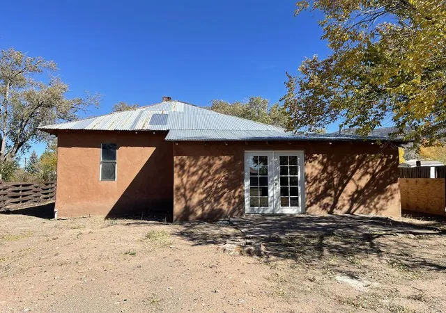 Photo 4 of Single family home for sale at 708 Spruce St, Magdalena, NM 87825 | MLS# 1110244 | Listing updated on 2026-09-12