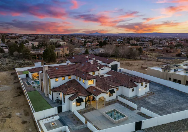 Photo 3 of Mansion for sale at 9400 Elena Dr Ne, Albuquerque, NM 87122 | MLS# 1110259 | Listing updated on 2026-09-04