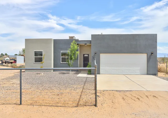 Photo 3 of Single family home for sale at 890 Idalia Rd Sw, Rio Rancho, NM 87124 | MLS# 1110272 | Listing updated on 2026-09-14