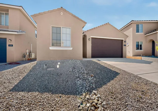 Photo 3 of Single family home for sale at 1136 N Vallecito Loop NW, Los Lunas, NM 87031 | MLS# 1110287 | Listing updated on 2026-09-14